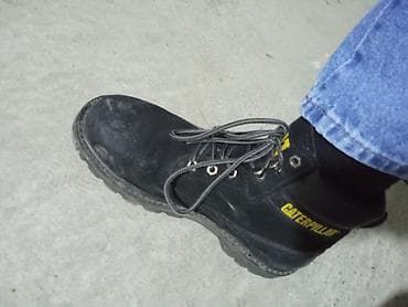 Мужские ботинки, 42, Caterpillar, Б/у, цвет - Черный at lalafo.kg Мужские ботинки, 42, Caterpillar, Б/у, цвет - Черный