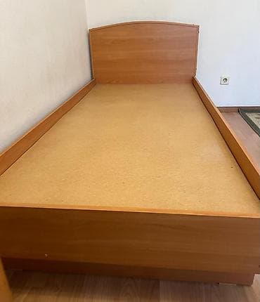 Новая 1сп.кровать с высоким изголовьем. Россия. - Размер спального at lalafo.kg Новая 1сп.кровать с высоким изголовьем. Россия. - Размер спального