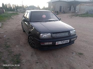 Volkswagen Jetta: 1993 г., 1.8 л, Механика, Бензин, Седан at lalafo.kg Volkswagen Jetta: 1993 г., 1.8 л, Механика, Бензин, Седан