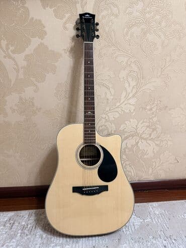 Акустическая гитара с вырезом (cutaway), формат корпуса Dreadnought at lalafo.kg Акустическая гитара с вырезом (cutaway), формат корпуса Dreadnought