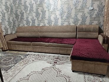 Угловой диван, C подушками at lalafo.kg Угловой диван, C подушками