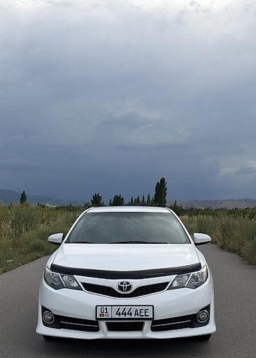 Toyota Camry: 2014 г., 2.5 л, Автомат, Бензин, Седан lalafo.kg да Toyota Camry: 2014 г., 2.5 л, Автомат, Бензин, Седан
