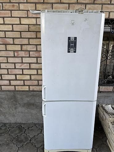 Продаю полурабочий холодильник 5-6 дней работает потом at lalafo.kg Продаю полурабочий холодильник 5-6 дней работает потом