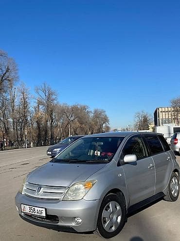 Toyota ist: 2003 г., 1.3 л, Автомат, Бензин, Хэтчбэк at lalafo.kg Toyota ist: 2003 г., 1.3 л, Автомат, Бензин, Хэтчбэк