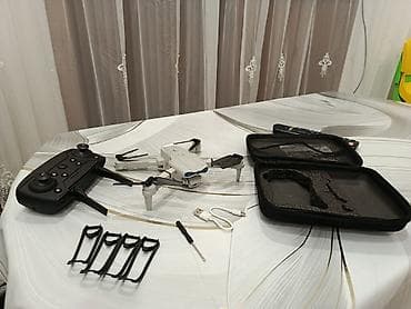 Квадрокоптер с камерой и комплектом аксессуаров Что включено: - at lalafo.kg Квадрокоптер с камерой и комплектом аксессуаров Что включено: -