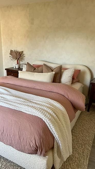 Студия, Душевая кабина, Постельное белье, Кондиционер at lalafo.kg Студия, Душевая кабина, Постельное белье, Кондиционер