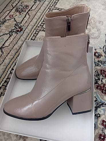 Женские ботильоны цвета тауп (бежево‑пыльная роза). - Материал верха at lalafo.kg Женские ботильоны цвета тауп (бежево‑пыльная роза). - Материал верха