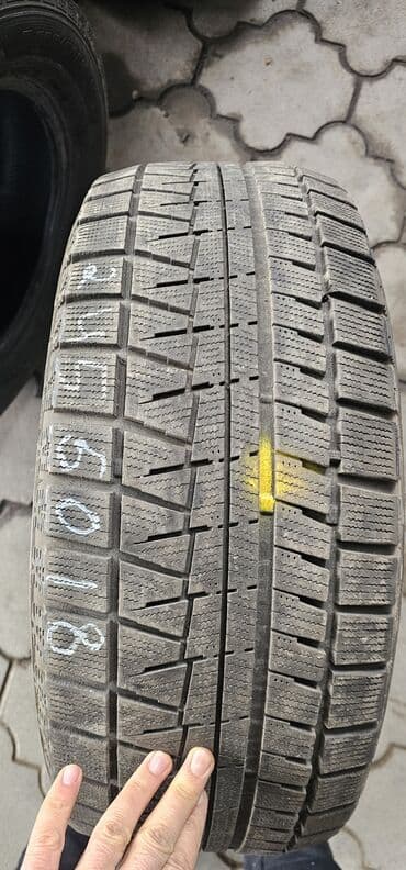 Шины 245 / 50 / R 18, Зима, Б/у, 1 шт, Легковые, Япония, Bridgestone at lalafo.kg Шины 245 / 50 / R 18, Зима, Б/у, 1 шт, Легковые, Япония, Bridgestone
