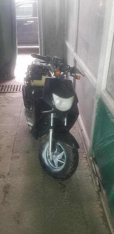 Срочно продам скутер Daelim 50 куб не на ходу нужен ремонт мелкий все at lalafo.kg Срочно продам скутер Daelim 50 куб не на ходу нужен ремонт мелкий все