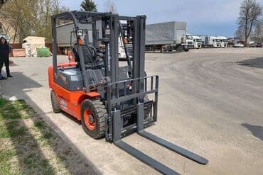 Услуги вилочных погрузчиков. Поможем не останавливать вашему бизнесу at lalafo.kg Услуги вилочных погрузчиков. Поможем не останавливать вашему бизнесу