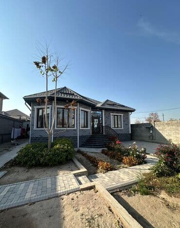 Дом, 130 м², 4 комнаты at lalafo.kg Дом, 130 м², 4 комнаты