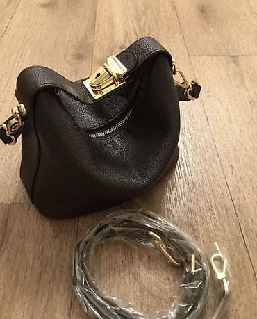 Шикарная сумочка, Италия, оригинал, натуральная телячья кожа, покупала at lalafo.kg Шикарная сумочка, Италия, оригинал, натуральная телячья кожа, покупала