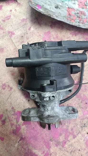 Трамблёр (распределитель зажигания) Nissan - Оригинальная деталь at lalafo.kg Трамблёр (распределитель зажигания) Nissan - Оригинальная деталь