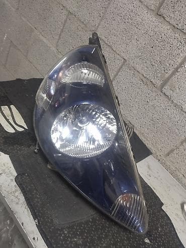 Передняя правая фара Honda Б/у, Оригинал at lalafo.kg Передняя правая фара Honda Б/у, Оригинал