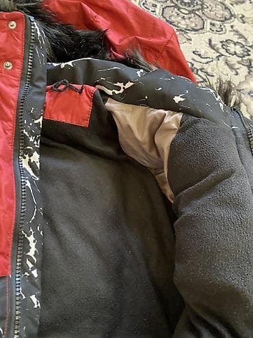 Детская зимняя куртка с капюшоном - Теплая удлинённая модель с at lalafo.kg Детская зимняя куртка с капюшоном - Теплая удлинённая модель с