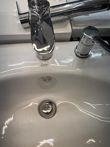 Ванна үчүн раковиналар: Ванна үчүн раковина, Өзгөчөлүктөрү: Жылтырак, Сүйрү формасы, Материалы: Керамика lalafo.kg да — 4 Ванна үчүн раковиналар: Ванна үчүн раковина, Өзгөчөлүктөрү: Жылтырак, Сүйрү формасы, Материалы: Керамика — 4