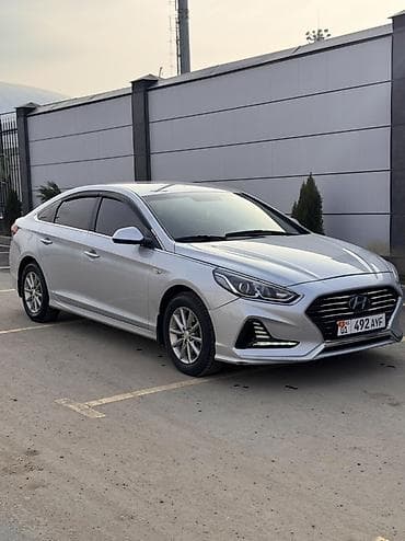 Hyundai Sonata: 2018 г., 2 л, Автомат, Газ, Седан at lalafo.kg Hyundai Sonata: 2018 г., 2 л, Автомат, Газ, Седан