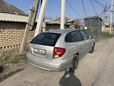 Kia Rio: 2005 г., 1.5 л, Ручные, Бензин, Универсал at lalafo.kg Kia Rio: 2005 г., 1.5 л, Ручные, Бензин, Универсал