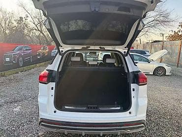 Geely: Geely Boyue: 2022 г., 1.8 л, Бензин, Кроссовер lalafo.kg да — 4 Geely: Geely Boyue: 2022 г., 1.8 л, Бензин, Кроссовер — 4