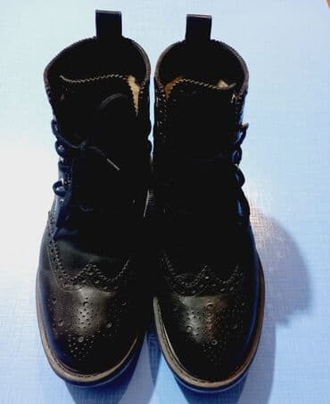 Срочно!Обуви фирменные мужские женские цены от 400с,до 2800 at lalafo.kg Срочно!Обуви фирменные мужские женские цены от 400с,до 2800