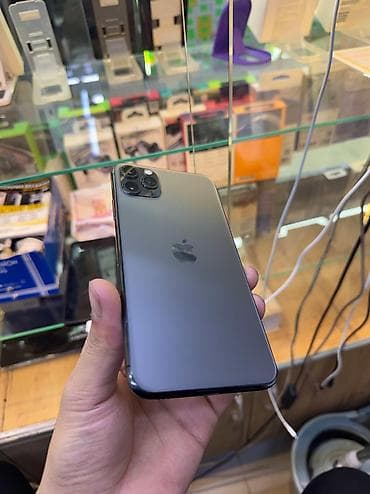 IPhone 11 Pro Max, Б/у, 128 ГБ, Space Gray, Защитное стекло, 83 % at lalafo.kg IPhone 11 Pro Max, Б/у, 128 ГБ, Space Gray, Защитное стекло, 83 %