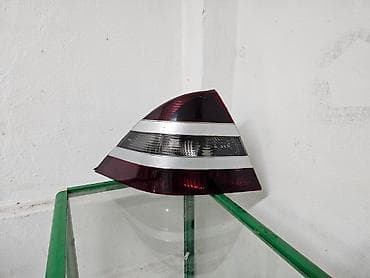Задний левый стоп-сигнал Mercedes-Benz 2002 г., Б/у, Аналог at lalafo.kg Задний левый стоп-сигнал Mercedes-Benz 2002 г., Б/у, Аналог