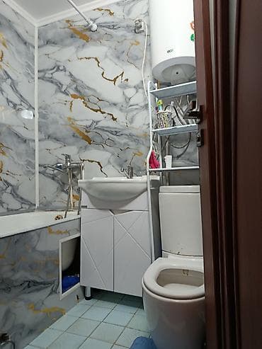 3 комнаты, 57 м², 104 серия, 4 этаж, Косметический ремонт at lalafo.kg 3 комнаты, 57 м², 104 серия, 4 этаж, Косметический ремонт