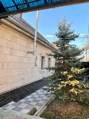 🏡 Продаю большой дом в районе Щербакова-Орозбекова Дом просторный, с at lalafo.kg — 3 🏡 Продаю большой дом в районе Щербакова-Орозбекова Дом просторный, с — 3