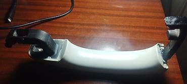 Задняя левая дверная ручка Дверная ручка Audi Б/у, Оригинал at lalafo.kg Задняя левая дверная ручка Дверная ручка Audi Б/у, Оригинал