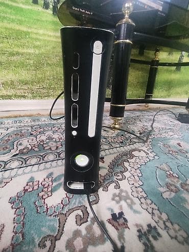 Игровая консоль Xbox 360 (черный корпус) - Версия корпуса: FAT at lalafo.kg Игровая консоль Xbox 360 (черный корпус) - Версия корпуса: FAT