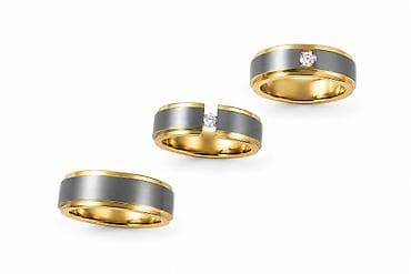 Кольцо из титана, коллекция Gold Infinity — ювелирное украшение at lalafo.kg Кольцо из титана, коллекция Gold Infinity — ювелирное украшение
