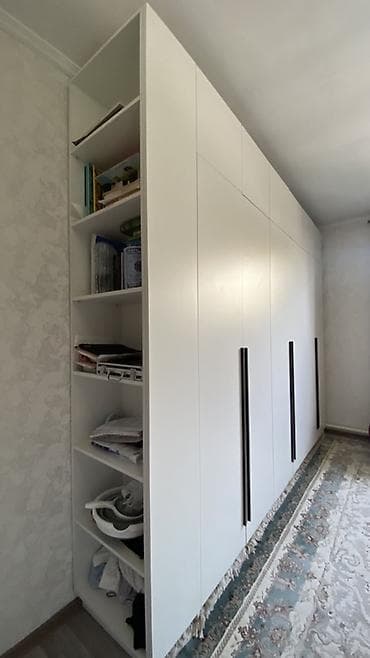 Шифоньер, шкаф для одежды, Прямой at lalafo.kg Шифоньер, шкаф для одежды, Прямой