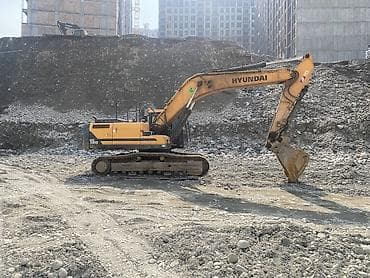 Экскаватор, Hyundai, 2018 г., Гусеничный at lalafo.kg Экскаватор, Hyundai, 2018 г., Гусеничный