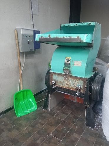 Дробилка/шредер для пластика, текстиля (роторный измельчитель) at lalafo.kg Дробилка/шредер для пластика, текстиля (роторный измельчитель)