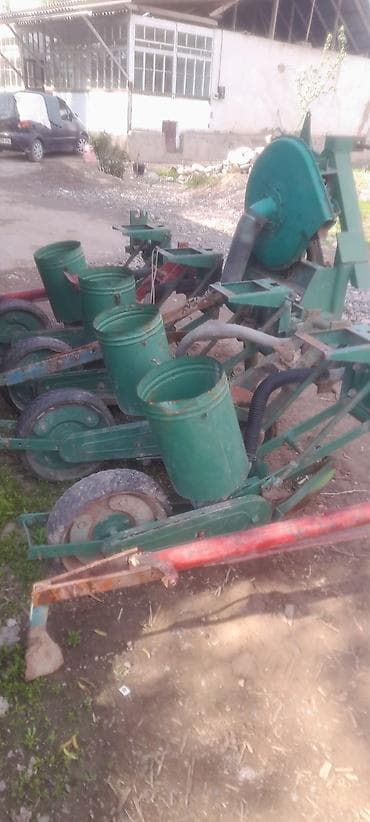 Пневматическая сеялка точного высева, навесная, многорядная. - Тип at lalafo.kg Пневматическая сеялка точного высева, навесная, многорядная. - Тип