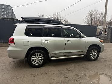 Oldsmobile: Toyota Land Cruiser: 2008 г., 4.5 л, Типтроник, Дизель, Внедорожник at lalafo.kg — 4 Oldsmobile: Toyota Land Cruiser: 2008 г., 4.5 л, Типтроник, Дизель, Внедорожник — 4