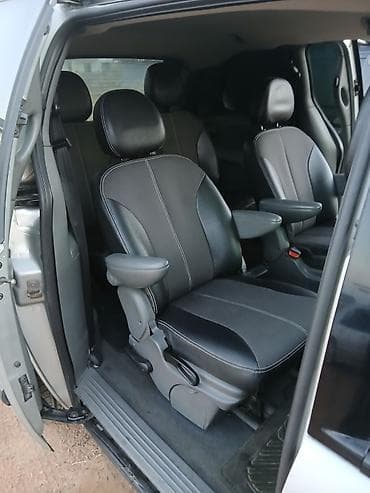 Chrysler Voyager: 2004 г., 2.5 л, Механика, Дизель, Минивэн at lalafo.kg — 4 Chrysler Voyager: 2004 г., 2.5 л, Механика, Дизель, Минивэн — 4