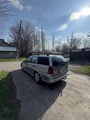 Vauxhall: Opel Vectra: 2002 г., 1.6 л, Бензин, Универсал at lalafo.kg — 3 Vauxhall: Opel Vectra: 2002 г., 1.6 л, Бензин, Универсал — 3