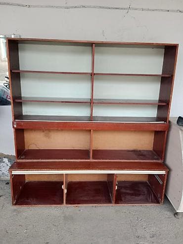 Стеллаж для книг б/у в хорошем состоянии прошу 2000с Звоните по тел at lalafo.kg Стеллаж для книг б/у в хорошем состоянии прошу 2000с Звоните по тел