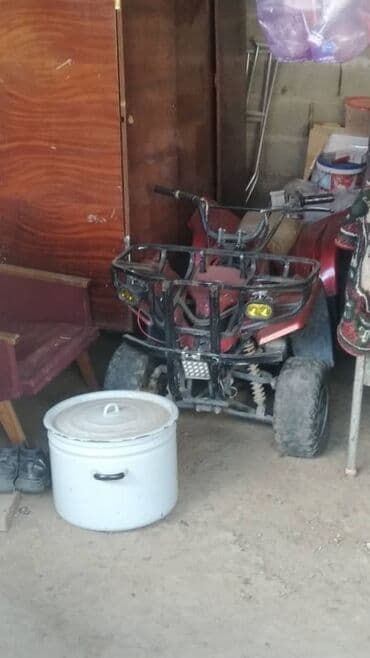 Квадроцикл Yamaha, Бензин, 130 куб. см, Детский at lalafo.kg Квадроцикл Yamaha, Бензин, 130 куб. см, Детский