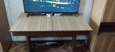 Продается шкафы и стол б/у в городе Кара-балта цена 2-х шкафов at lalafo.kg Продается шкафы и стол б/у в городе Кара-балта цена 2-х шкафов
