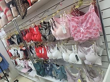 Тц Весна Сдается половина помещение Площадь:10м2 С ремонтом С at lalafo.kg Тц Весна Сдается половина помещение Площадь:10м2 С ремонтом С