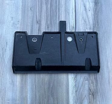 Защита днища Toyota, 2020 г., Б/у, Оригинал at lalafo.kg Защита днища Toyota, 2020 г., Б/у, Оригинал