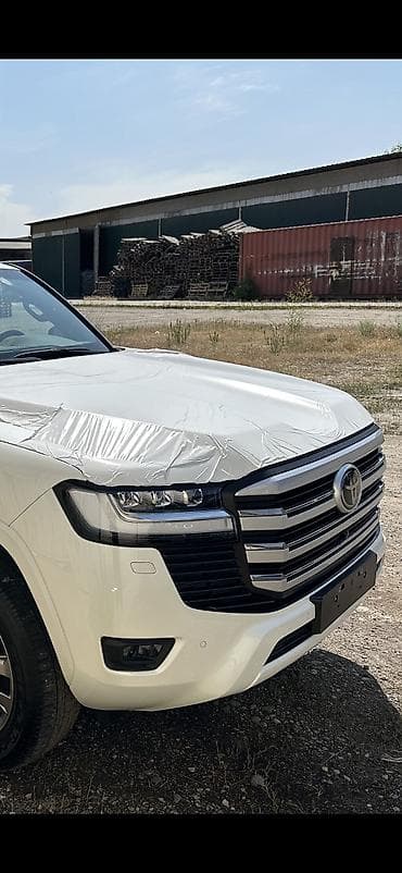 Бампер Toyota, Б/у, Оригинал at lalafo.kg Бампер Toyota, Б/у, Оригинал