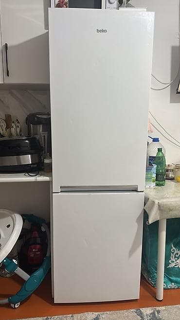 Холодильник Beko с нижней морозильной камерой - Тип: двухкамерный at lalafo.kg Холодильник Beko с нижней морозильной камерой - Тип: двухкамерный