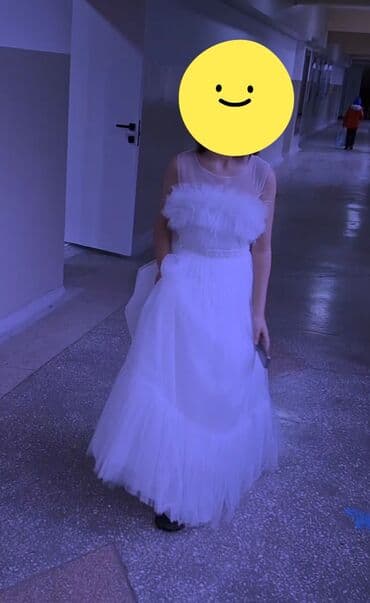 Продаётся платья для девочки 10 11 лет купили за 4800 отдам за 2000 at lalafo.kg Продаётся платья для девочки 10 11 лет купили за 4800 отдам за 2000