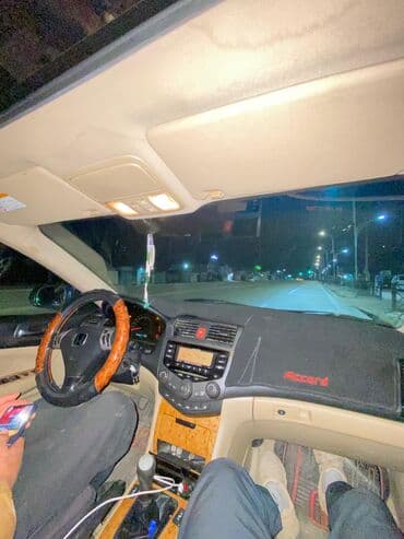 Honda Accord: 2003 г., 2.4 л, Механика, Бензин, Универсал at lalafo.kg Honda Accord: 2003 г., 2.4 л, Механика, Бензин, Универсал