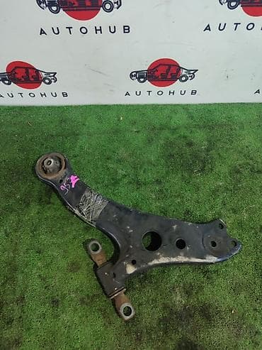 Передний левый рычаг Toyota 2005 г., Оригинал, Япония at lalafo.kg Передний левый рычаг Toyota 2005 г., Оригинал, Япония