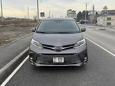 Toyota Sienna: 2019 г., 3.5 л, Автомат, Бензин, Минивэн at lalafo.kg Toyota Sienna: 2019 г., 3.5 л, Автомат, Бензин, Минивэн