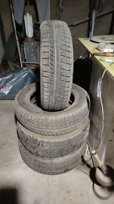 Шины 185 / 65 / R 15, Зима, Комплект, Легковые, Япония, Bridgestone at lalafo.kg Шины 185 / 65 / R 15, Зима, Комплект, Легковые, Япония, Bridgestone
